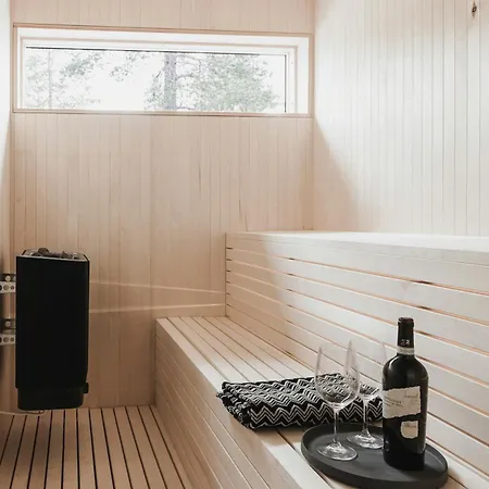 By Selbusjoen With And Trail Access Nyaraló *